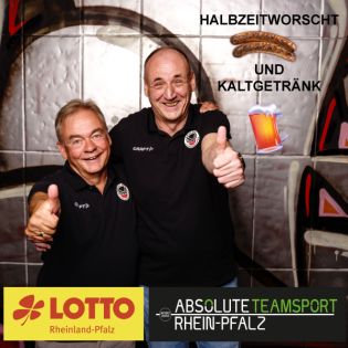 Halbzeitworscht und Kaltgetränk