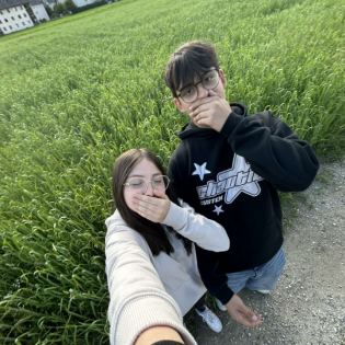 2 VERRÜCKTE FREUNDE