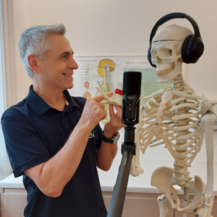 Chiropraktik Health Talk ... MEHR als nur knacksen