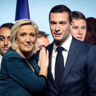 Frankreichs Rechte will die Mehrheit