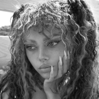 Ghosting. Mit Michele