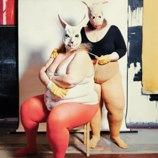 Staffel FÜNF // April // Stück NEUN // Ich trinke nur Leistungswasser