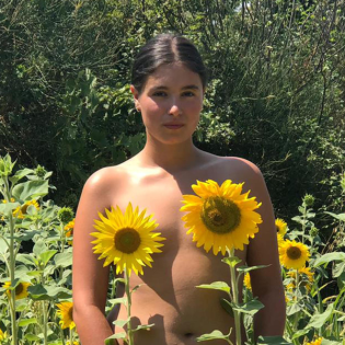 Oben ohne – Wie "Frauennippel" zensiert werden