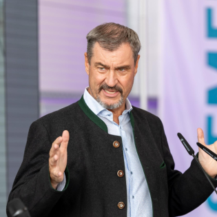 Markus Söder fordert eine neue Auto-Strategie für die Regierung