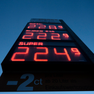 EU-Emissionshandel - Wieso fossiles Heizen und Tanken teurer wird