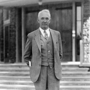 Vergessener Astronom - Vesto Slipher, Edwin Hubble und die Ausdehnung des Kosmos