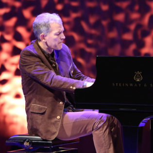 Vom Schatten ins Licht: Brad Mehldau spielt Elliott Smith