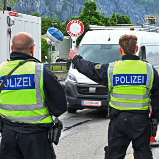 Abschieben und Zurückweisen - auf Kosten der Nachbarn?