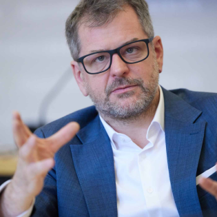 Werner Graf wird Spitzenkandidat der Berliner Grünen