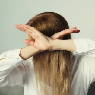 Gewalt-Opfer: "Man hasst sich dafür, dass man bleibt"