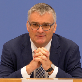 RegPK | 21. Juli 2025 | De-Facto Regierung