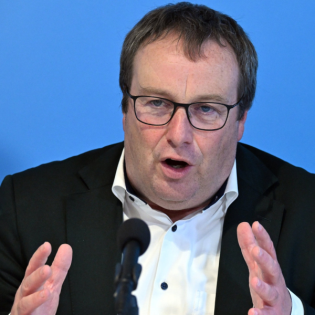 Deutschlandticket-Finanzierung gesichert: Wie geht es weiter?