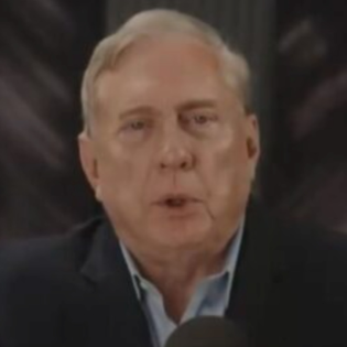 «Selenskyj spuckt uns ins Gesicht»: US-Colonel Macgregor über den Ukraine-Krieg