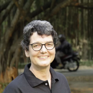 Ein Hoffnungsgrundstück für Straßenkinder auf den Philippinen | mit Wiebke Schmidt-Holzhüter