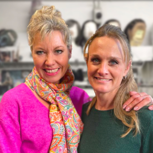 Folge 10: Daniela Mayerbacher und Natalie Kottmann - Maskenbildnerinnen