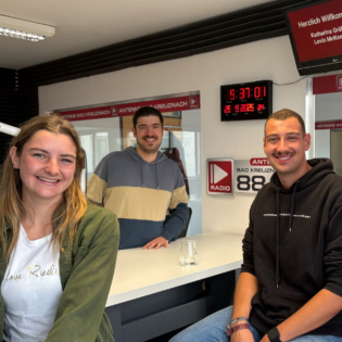 Nahe Dran vom 29.09.2025 - Weinmajestäten Katharina Gräff & Levin McKenzie