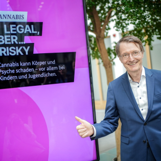 Cannabis-Gesetz-Zwischenbilanz