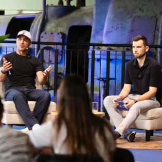 MISCHA ZVEREV X LEROY HENZE - LIVE PODCAST FISU WORLD UNIVERSITY GAMES 2025 (ENGLISH VERSION)