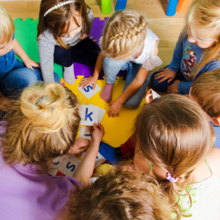 Sebastian Lehmann Elternzeit (256) Kita