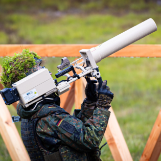 Drohnenabwehr: Luftfahrtindustrie kritisiert unklare Zuständigkeiten