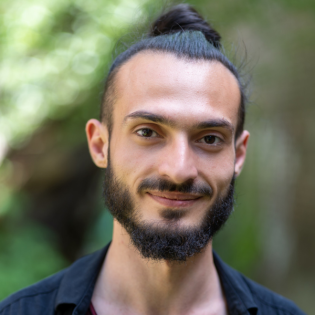 Yaser Mohammad, Finanz-Administrator