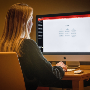 Warum nutzen Frauen seltener KI als Männer?