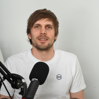 Longevity Experte und Visionär Johannes Weiß über die Kunst, gesund alt zu werden.