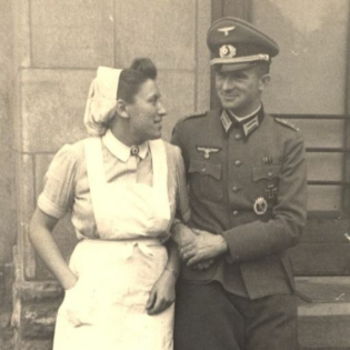 Ostfront / Eine Krankenschwester berichtet von der Hölle des Krieges