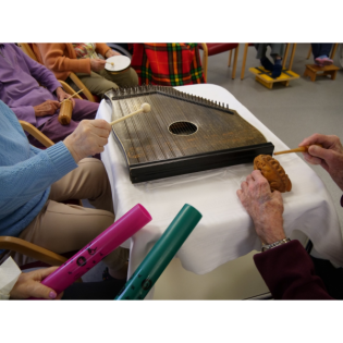 SZH Podcast Episode 11: Musik als pädagogisch-therapeutisches Medium bis ins hohe Alter