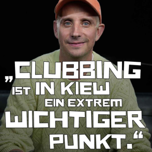 Biesmans über erste Gigs, reparierte Synthesizer und Clubkultur in Zeiten des Krieges