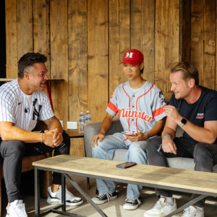 Yankees World Series Champ & All Star Nick Swisher with us at MLB Hackney Bridge Takeover!