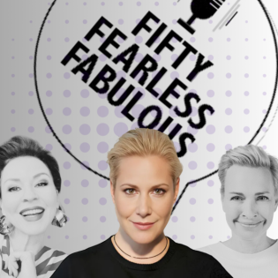 #18 „Die 50er wurden mir falsch verkauft: Eine bombastische Zeit!“ – Regisseurin & Autorin Anika Decker über ihren Bestseller, ihre Abrechnung mit der Filmindustrie und die Kraft von Veränderungen.