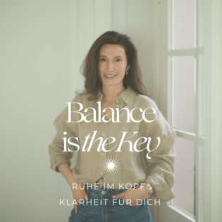 #88 Durch Zyklusbewusstsein zu mehr Selbstvertrauen - Interview mit Female Awakening Mentorin Laura