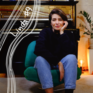 Linda Zervakis: Von Auftritten in Musikvideos, kulturelle Identität und Leibspeisen