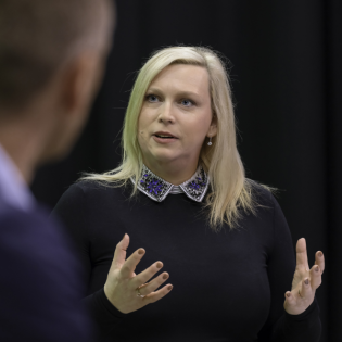 Immobiléros - Der Podcast für die Immobilienszene: Anett Gregorius: Bleiben Serviced Apartments Shootingstars?