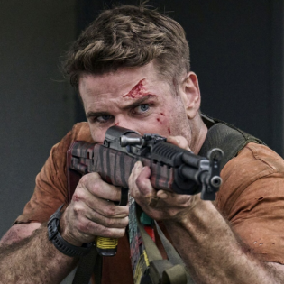 Action-Thriller "Land of Bad": Wenn Liam Hemsworth zu Rambo wird