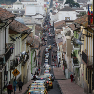In den Ferien zur Arbeit berufen