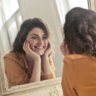 Narzissmus, Egoismus, Selbstliebe – worin liegt der Unterschied?