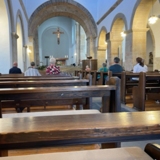 13.08.2025: Jesus ist nicht Gottvater?! Katholiken empfehlen mir, eigenen Jesus-Weg zu gehen. Dritter Tag des Nacktbadens und ohne Unterhose.