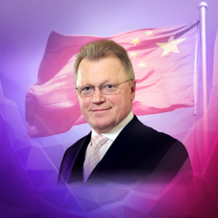 Prof. Sandschneider: „China: das Zauberwort heißt Respekt.”