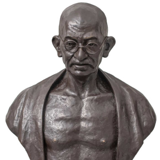 Einmal die Welt wie Gandhi sehen