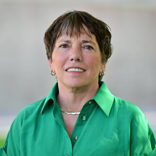 Was macht die Kriegstüchtigkeit mit uns? Jakob Augstein im Gespräch mit Margot Käßmann