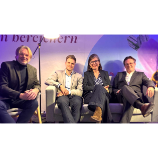 Diskussion: Schreibt das Buch bald die KI? - Wie Verlage mit künstlicher Intelligenz umgehen