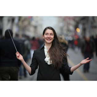 #22: Rising Star Conductor Nisan Ak Discusses Artistic Entitlement, Serendipity, Haters, Sexism & More