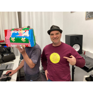 Zur Arbeit des Institut für Gute Laune Magazin-Interview mit Thomas Preibisch