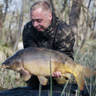 Der Karpfen-Krimi - Wir warten auf den dicken Fang | #97
