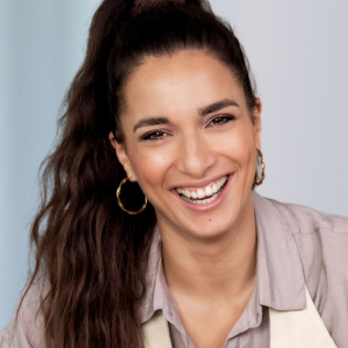 Sally Özcan: „Sallys Welt hat mich gerettet, als alles in meiner Welt zusammengebrochen ist“