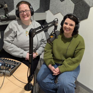 44. Lena stellt Dana und unsere digitalen Services vor